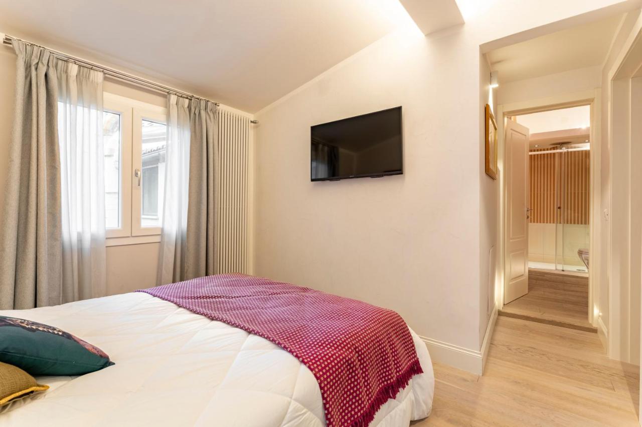 Art Apartment Luxury Sofia Suite Флоренция Экстерьер фото
