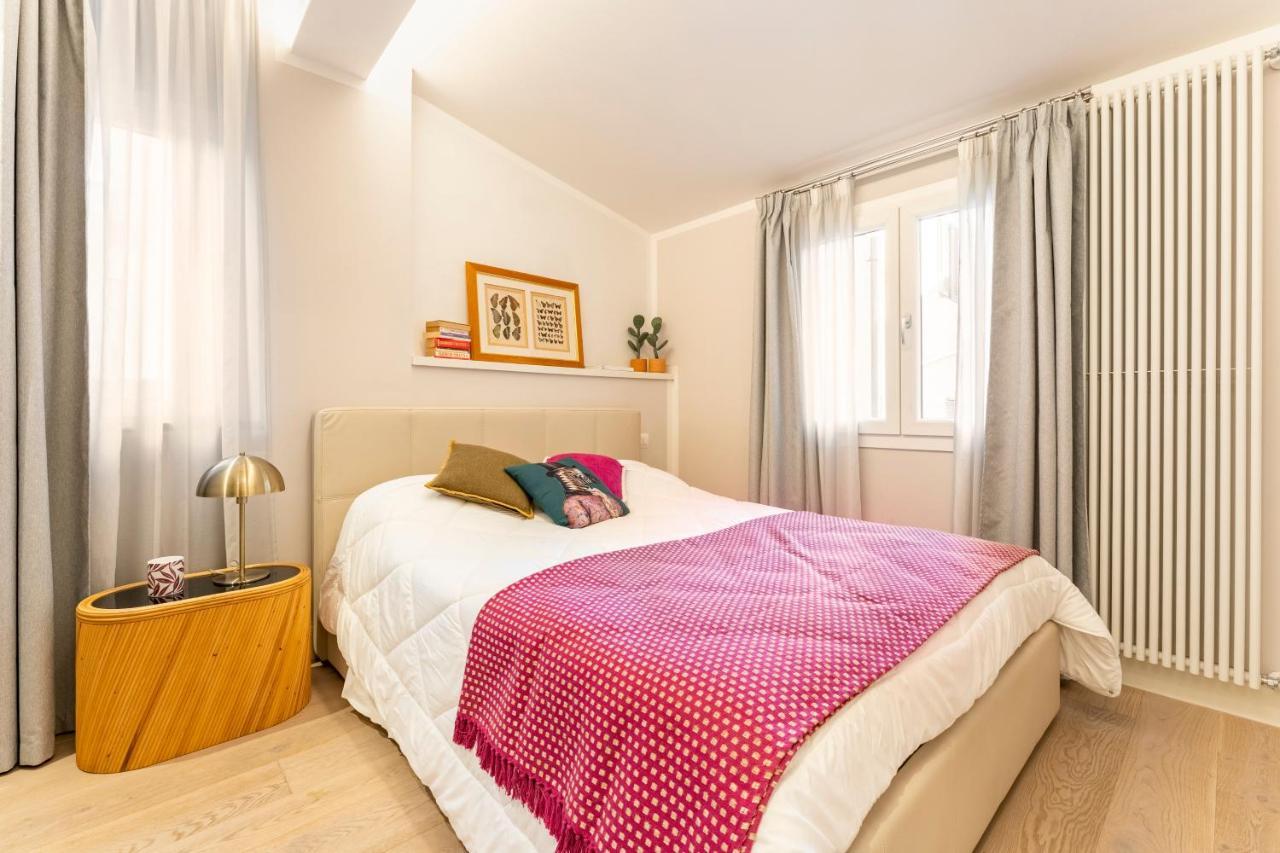 Art Apartment Luxury Sofia Suite Флоренция Экстерьер фото