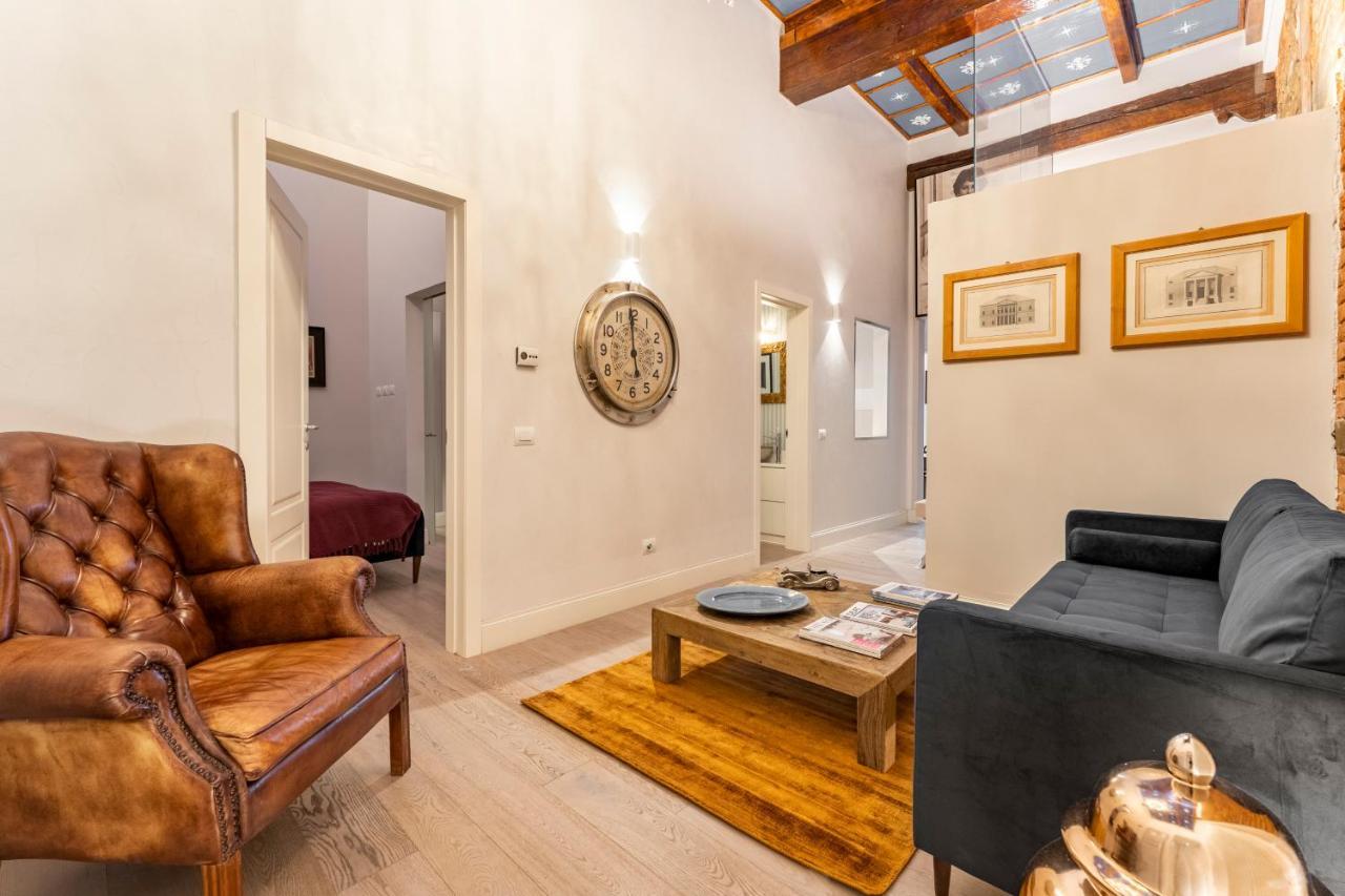 Art Apartment Luxury Sofia Suite Флоренция Экстерьер фото